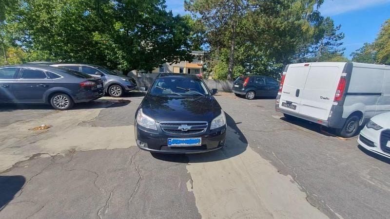 Schwarz Gebraucht 2010 Chevrolet Epica Limousine | 1.490 € (Fairer Preis) - Bild 1/4