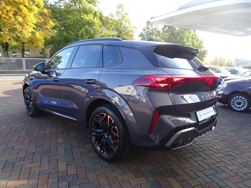 Gebraucht Cupra Terramar VZ 272 PS (200 kW) 2024 Schwarz SUV