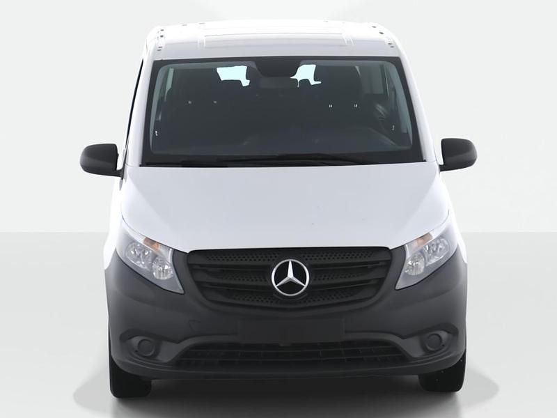 Gebraucht Mercedes Vito 136 PS (100 kW) 2022 Arktikweiß Van