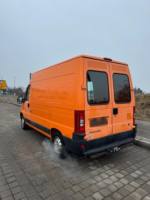 Gebraucht Fiat Ducato Basis 110 PS (80 kW) 2006 Orange Van