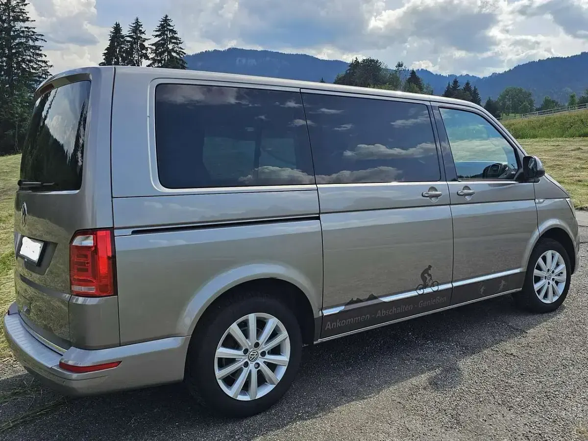 Gebraucht VW Multivan Generation Six 199 PS (146 kW) 2018 Beige Van / Kleinbus