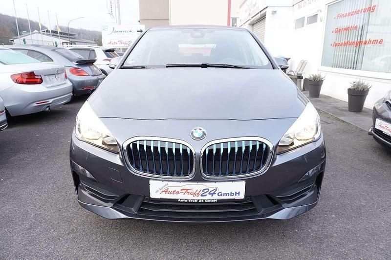 Gebraucht BMW 225 Advantage 136 PS (100 kW) 2018 Grau Kombi