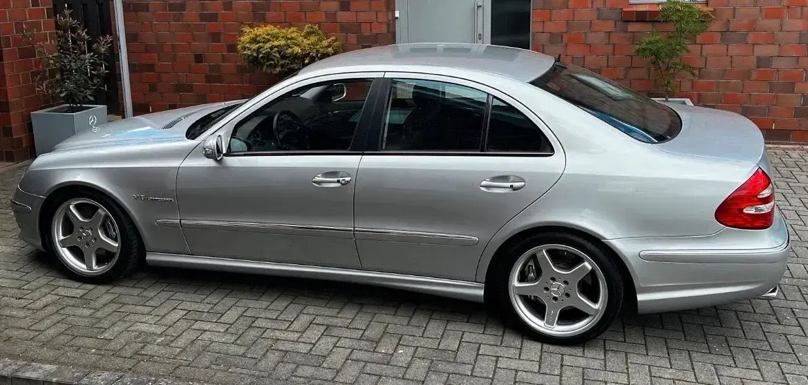 Gebraucht Mercedes E55 AMG AMG 476 PS (350 kW) 2003 Silber Limousine