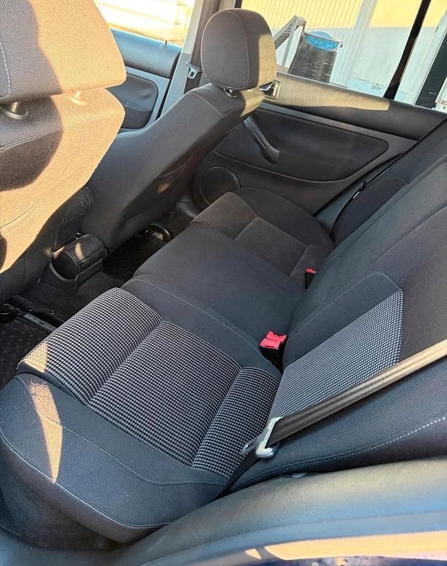 Gebraucht VW Golf IV Highline 101 PS (74 kW) 2002 Blau Limousine