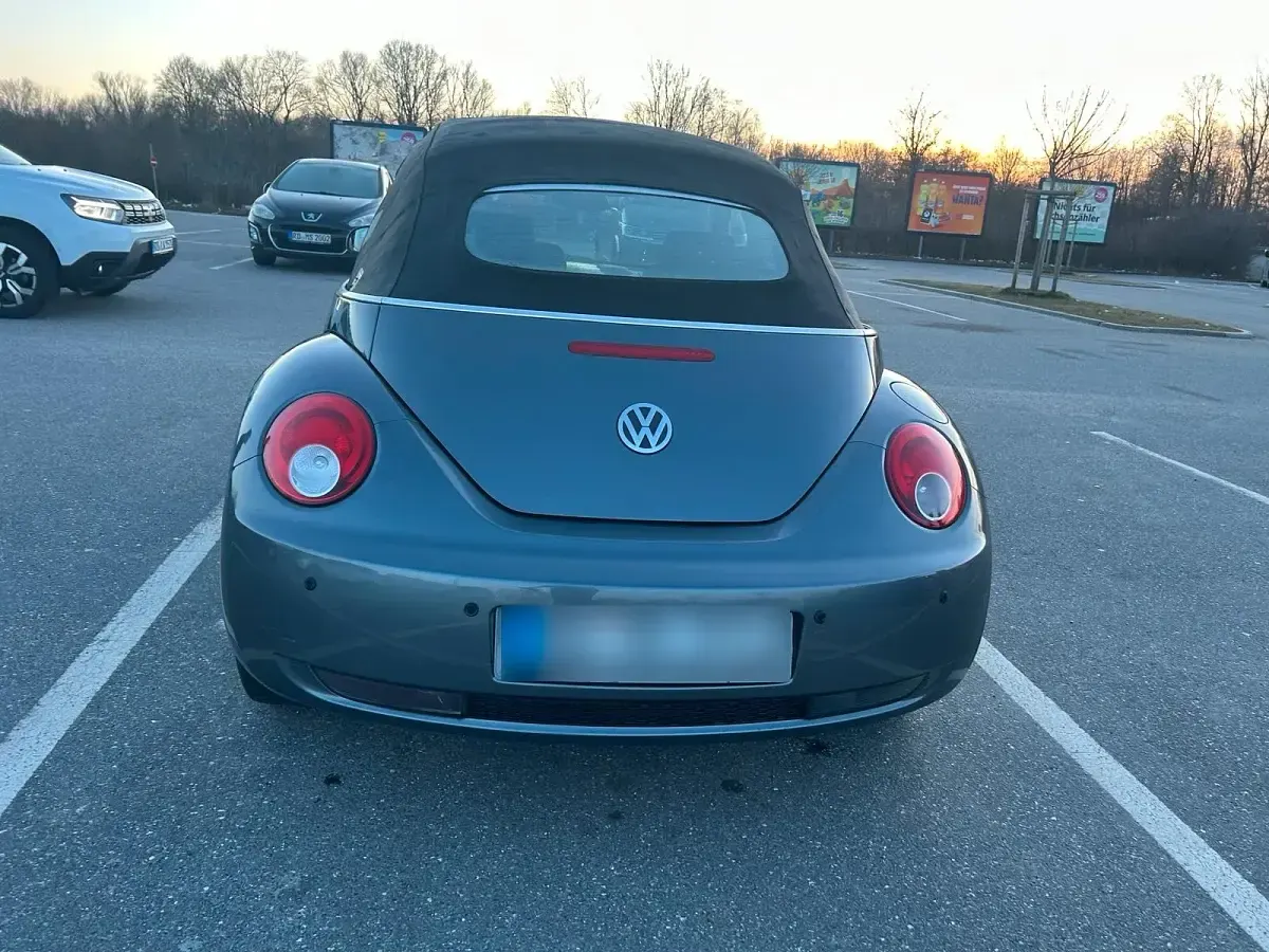 Gebraucht VW New Beetle Cabriolet 102 PS (75 kW) 2006 Grau Cabrio