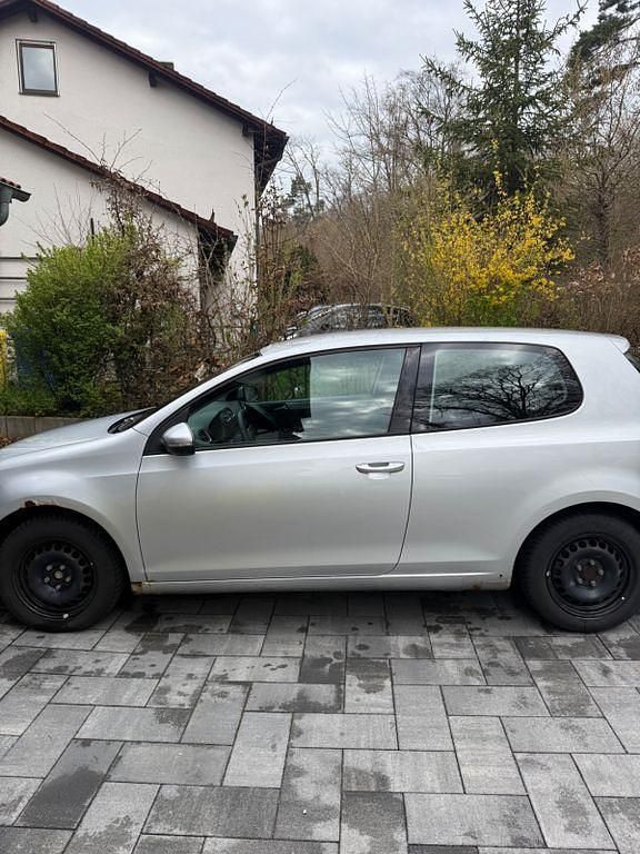 Gebraucht VW Golf VI 90 PS (66 kW) 2009 Silber Kleinwagen
