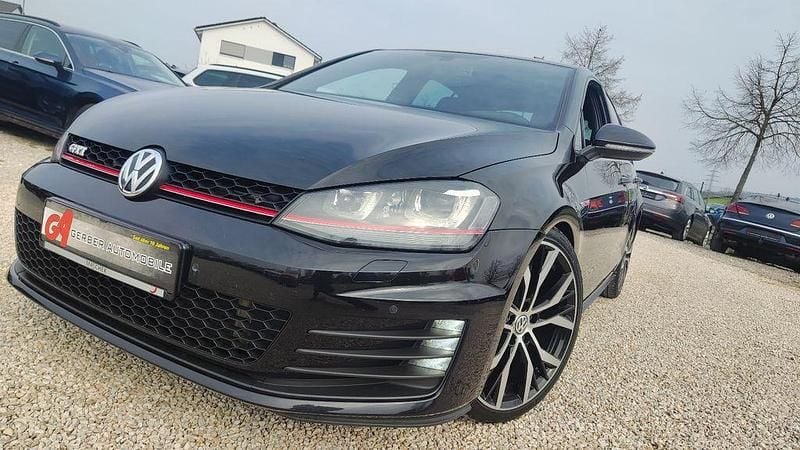 Gebraucht VW Golf VII GTI 220 PS (161 kW) 2015 Schwarz Limousine