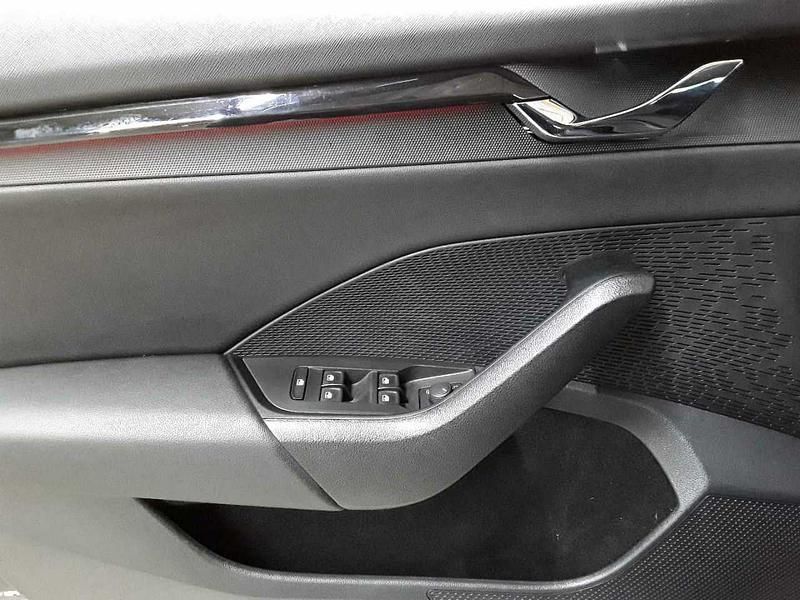 Gebraucht Skoda Octavia Ambition 150 PS (110 kW) 2022 Blackmagic perleffekt Kombi