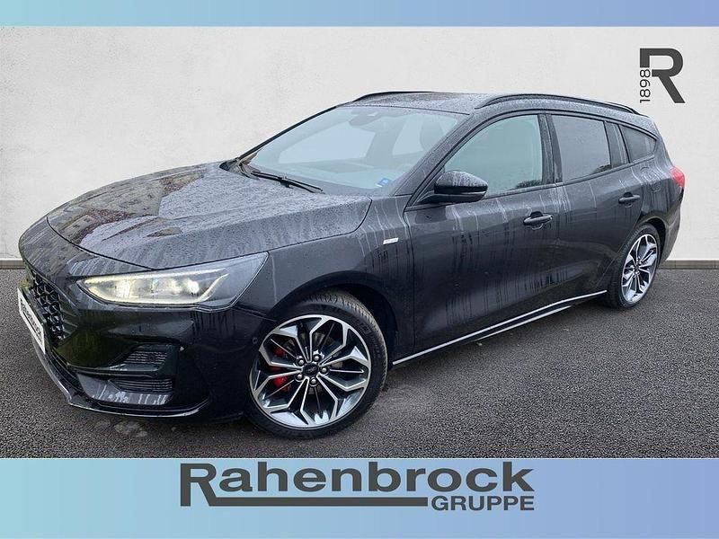 Schwarz Gebraucht 2025 Ford Focus ST-Line X Limousine | 26.990 € (Fairer Preis) - Bild 1/4