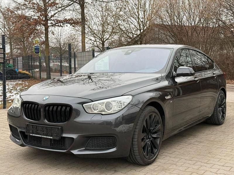 Grau Gebraucht 2016 BMW 530 Gran Turismo M Sport Limousine | 20.999 € (Superpreis) - Bild 1/4