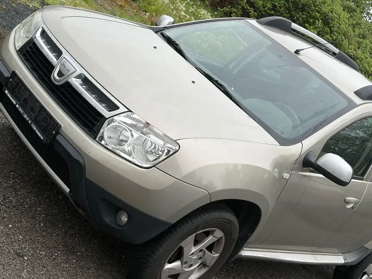 Używany Dacia Duster Ambiance 90 KM (66 kW) 2011 SUV