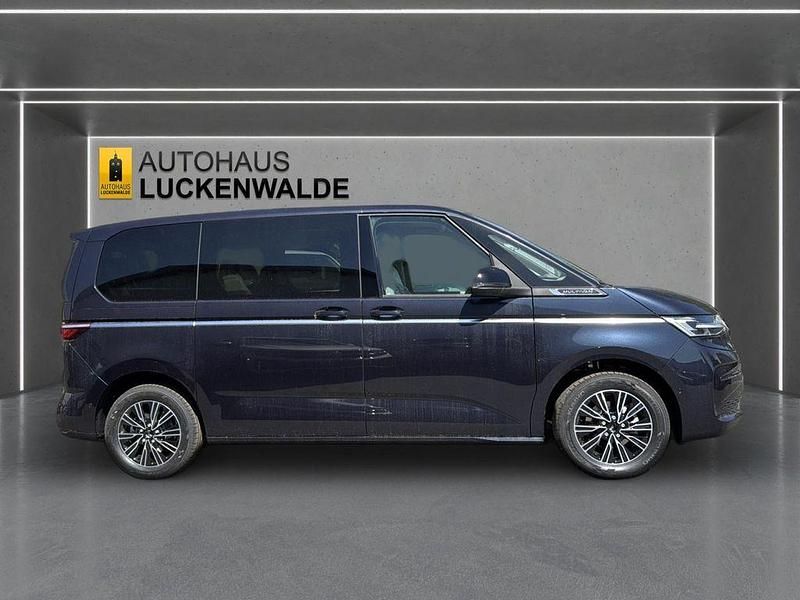 Gebraucht VW Multivan Style 150 PS (110 kW) 2026 Blau Van / Kleinbus