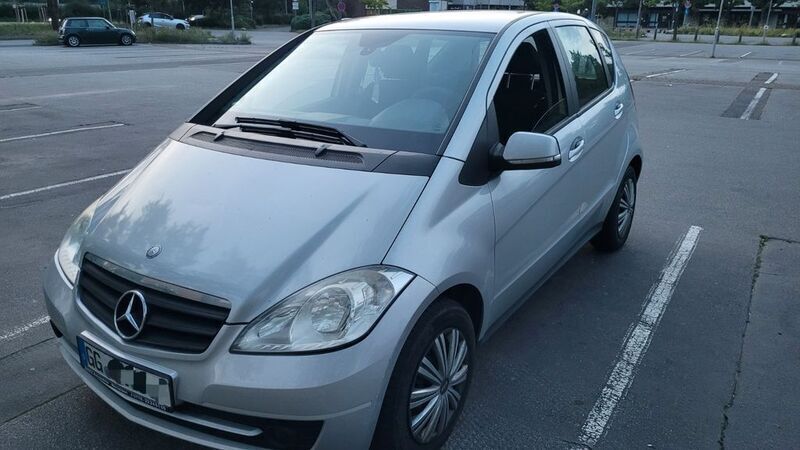 Silber Gebraucht 2008 Mercedes A160 Van / Kleinbus | 1.979 € (Teuer) - Bild 1/4