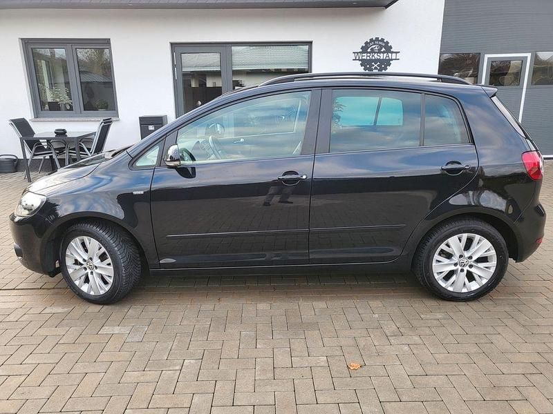 Gebraucht VW Golf Plus Cross Life 105 PS (77 kW) 2013 Schwarz Van / Kleinbus