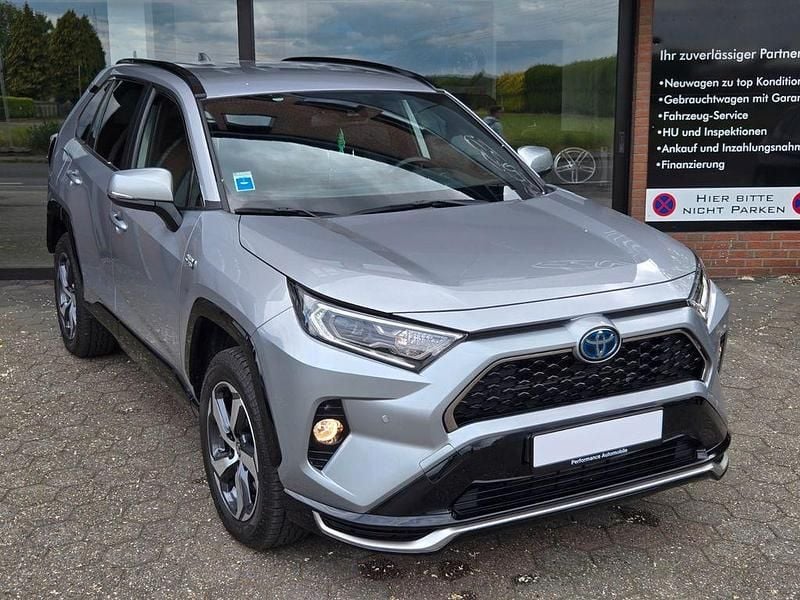 Grau Gebraucht 2021 Toyota RAV4 Hybrid SUV | 32.800 € (Superpreis) - Bild 1/4