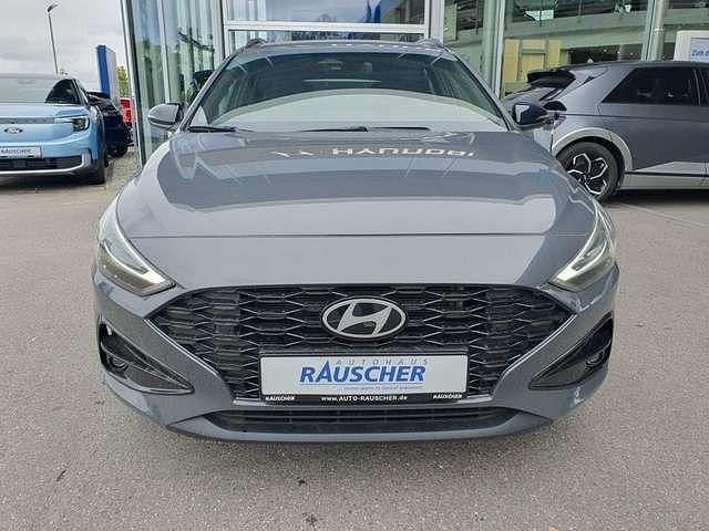 Gebraucht Hyundai i30 Advantage 101 PS (74 kW) 2024 Ecotronic grey mineraleffekt Kombi