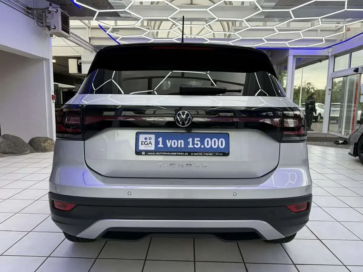 Gebraucht VW T-Cross Active 110 PS (80 kW) 2021 Silber SUV