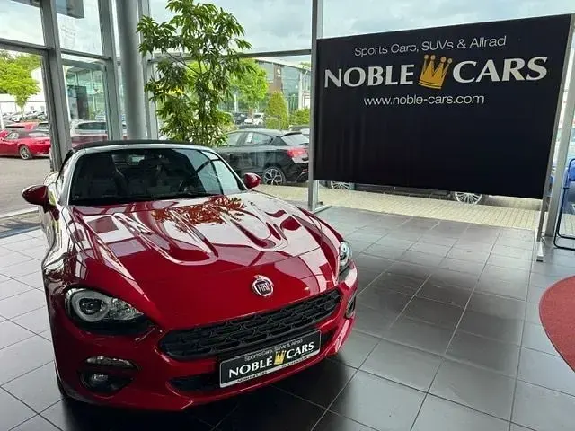 Gebraucht Fiat 124 Spider Lusso 140 PS (102 kW) 2018 Rosso passione Cabrio