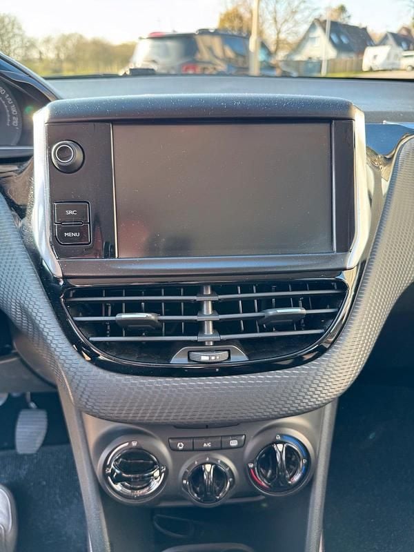 Gebraucht Peugeot 2008 81 PS (59 kW) 2015 Grau SUV