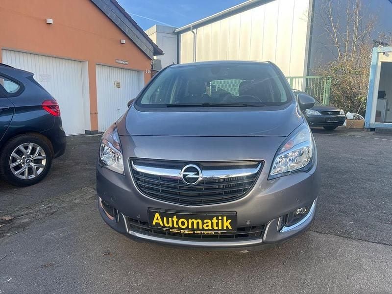 Grau Gebraucht 2017 Opel Meriva Active Van / Kleinbus | 7.999 € (Fairer Preis) - Bild 1/4
