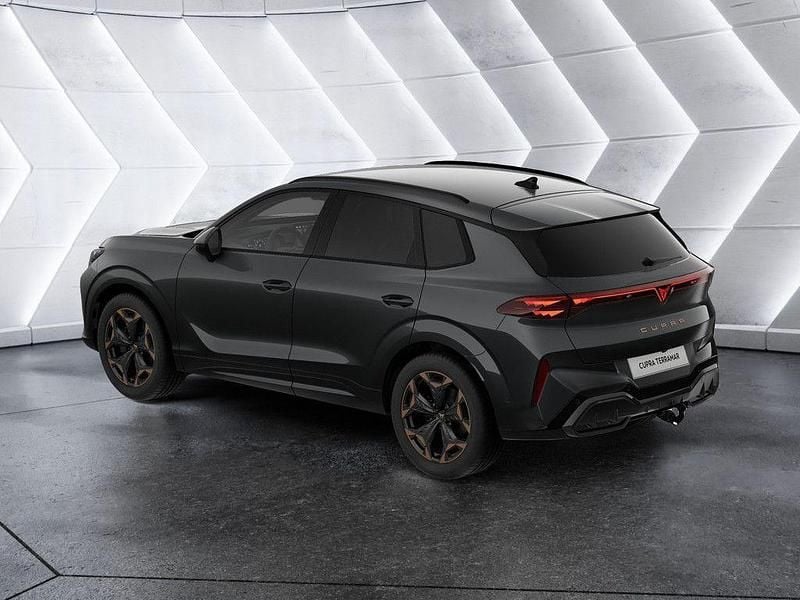 Second-hand Cupra Terramar 204 CP (150 kW) 2025 Gri SUV