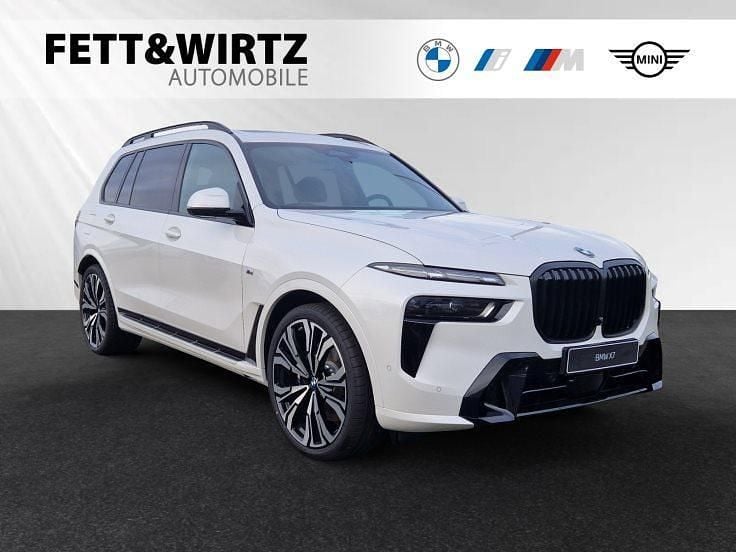Gebraucht BMW X7 M Sport 352 PS (258 kW) 2025 SUV