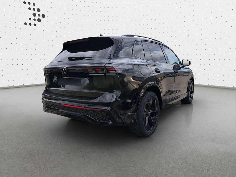 Neu VW Tiguan IQ Drive 150 PS (110 kW) 2026 Grenadillschwarz metallic SUV