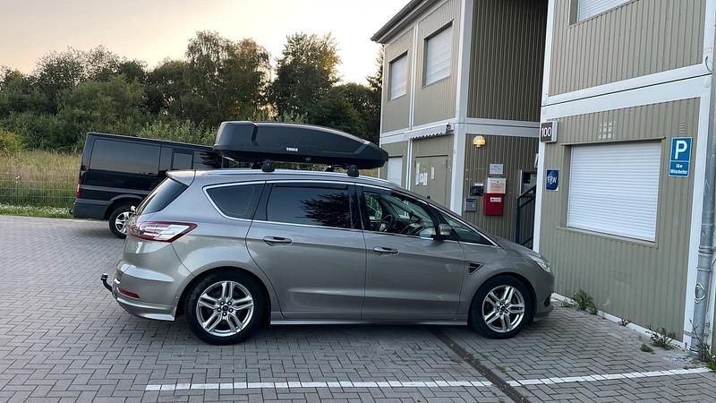 Gebraucht Ford S-MAX S 179 PS (131 kW) 2016 Grau Van / Kleinbus