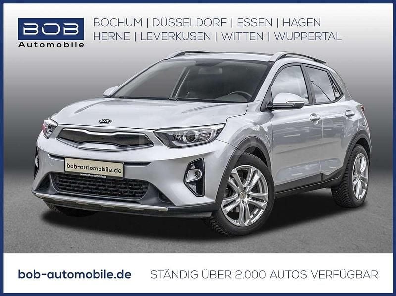 Seiden silber met. (silber) (silber) Gebraucht 2018 Kia Stonic SUV | 15.910 € (Fairer Preis) - Bild 1/3