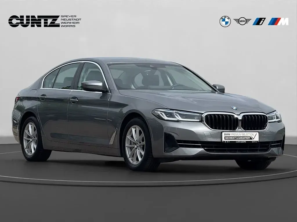 Occasion BMW 540 333 ch (244 kW) 2023 Gris Berline