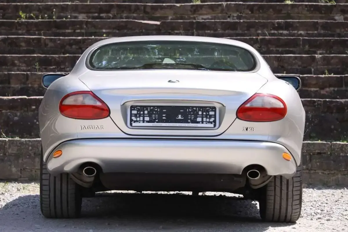 Gebraucht Jaguar XK 284 PS (208 kW) 1999 Silber Coupé