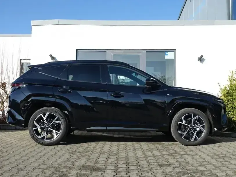 Neu Hyundai Tucson N Line 239 PS (175 kW) 2026 Ultimate red SUV