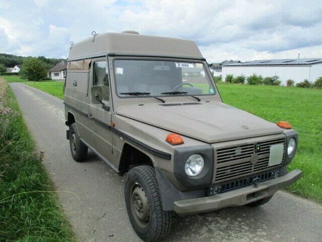 Grün Gebraucht 1996 Mercedes G230 SUV | 39.500 € - Bild 1/4