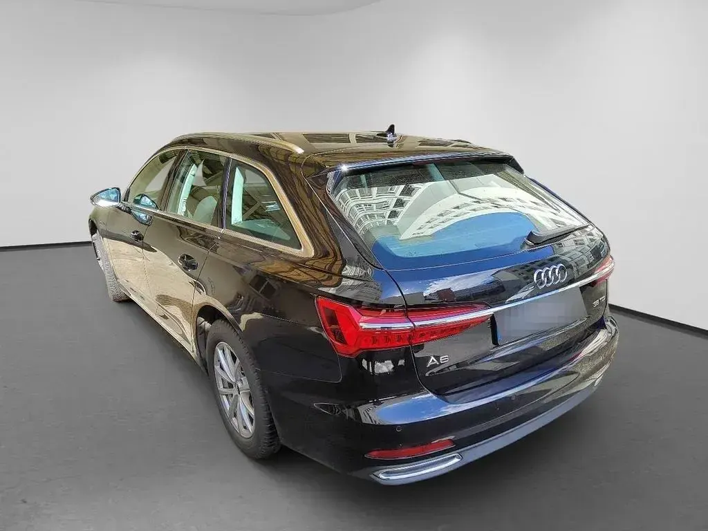Gebraucht Audi A6 163 PS (119 kW) 2022 Schwarz Kombi