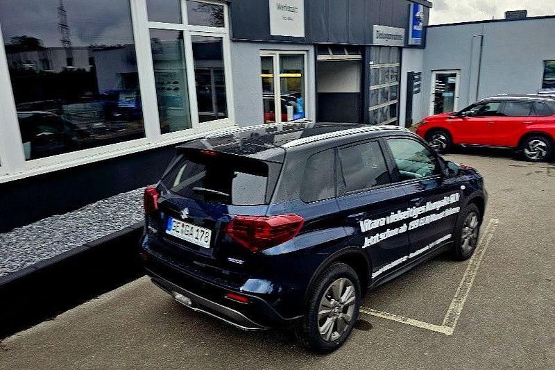 Gebraucht Suzuki Vitara Comfort 129 PS (94 kW) 2025 Blau SUV
