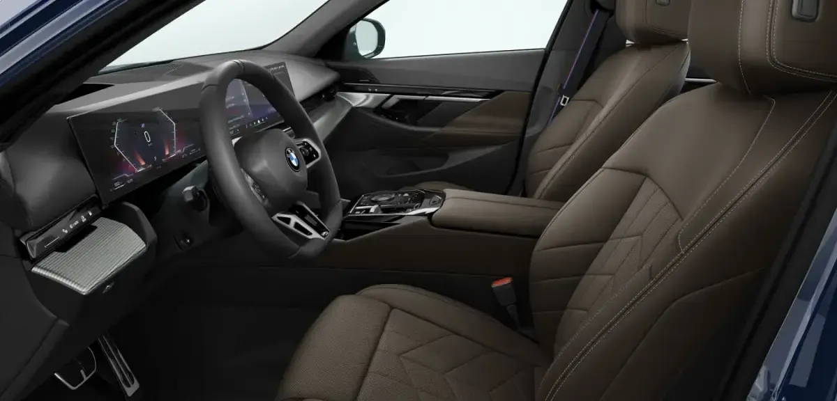 Gebraucht BMW 540 Comfort Edition 303 PS (222 kW) 2025 Blau Limousine