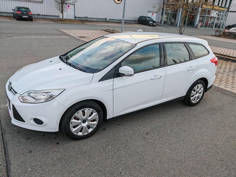 Second-hand Ford Focus 95 CP (69 kW) 2014 Alb Break