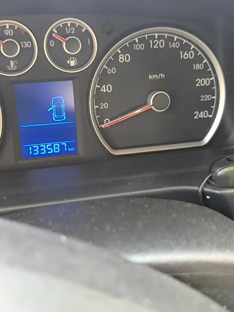 Second-hand Hyundai i30 90 CP (66 kW) 2011 Gri Berlinǎ