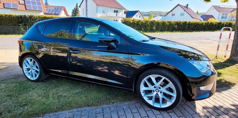 Usata Seat Leon FR 150 CV (110 kW) 2013 Nero Berlina