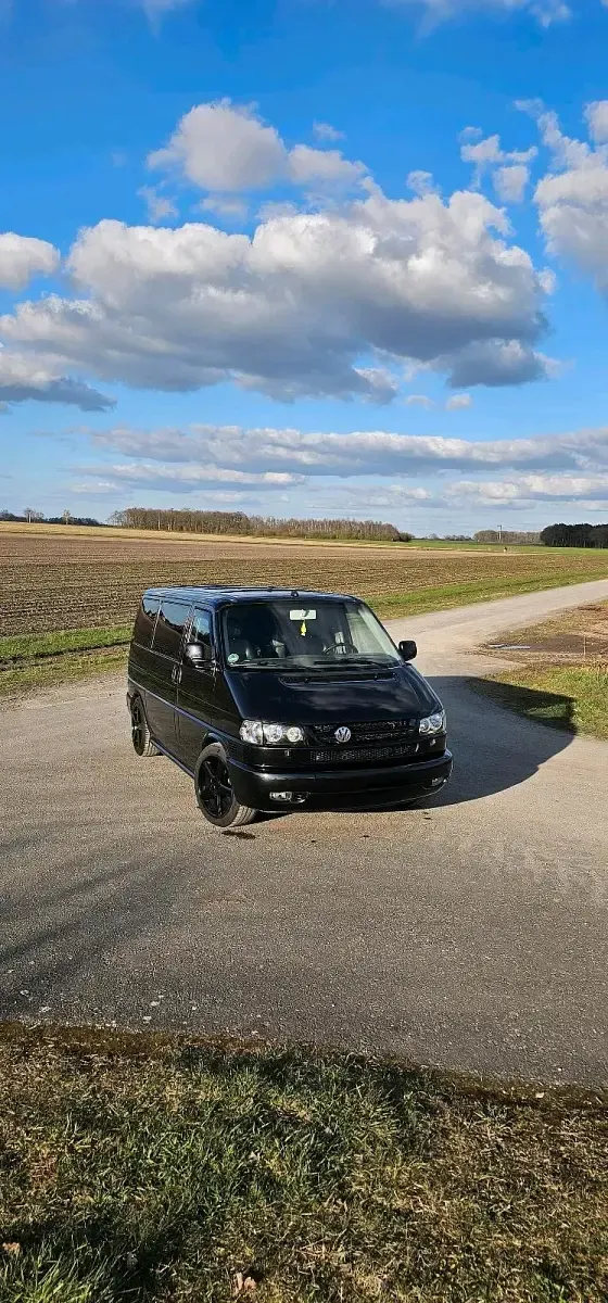 Gebraucht VW Multivan 204 PS (150 kW) 2004 Schwarz Van / Kleinbus
