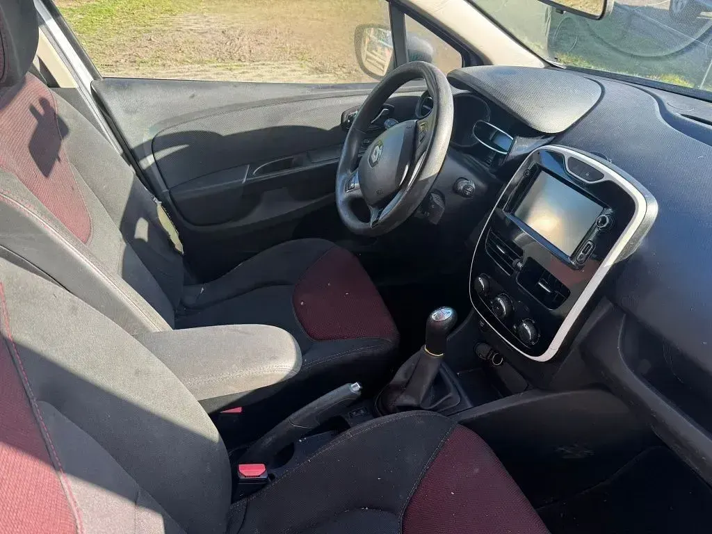 Gebraucht Renault Clio IV 90 PS (66 kW) 2015 Grau Kombi
