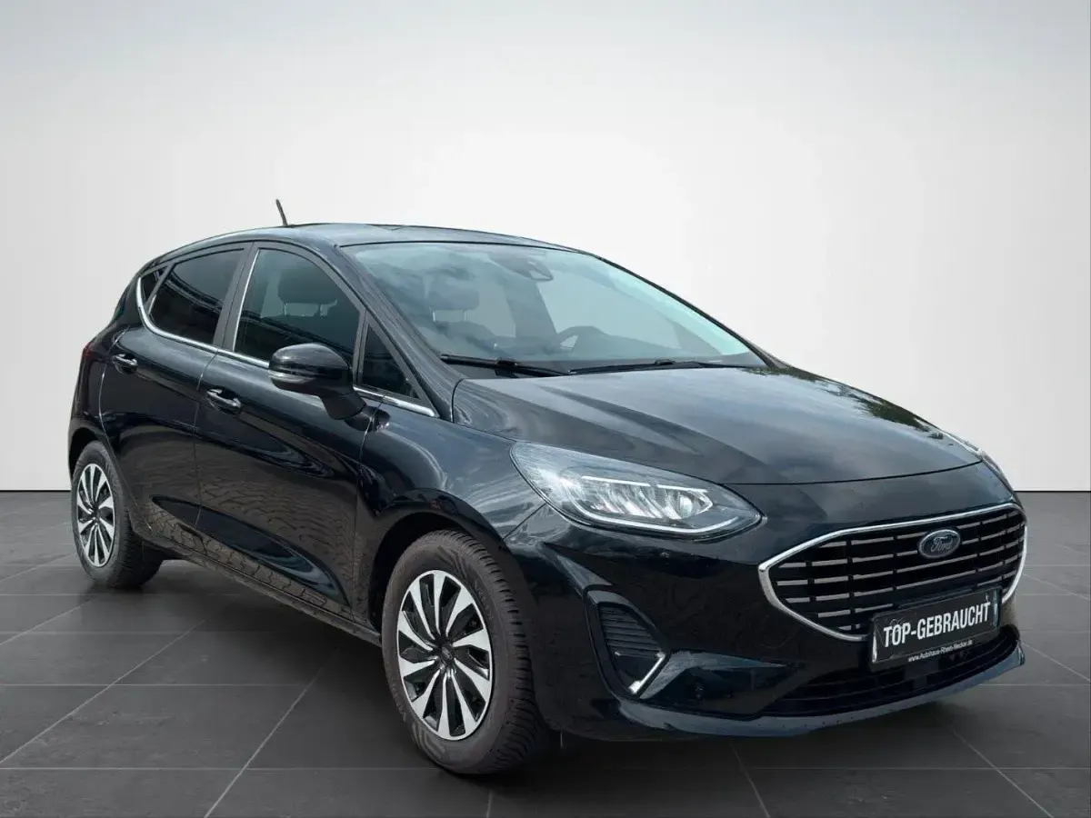 Gebraucht Ford Fiesta Titanium 125 PS (91 kW) 2023 Schwarz Kleinwagen