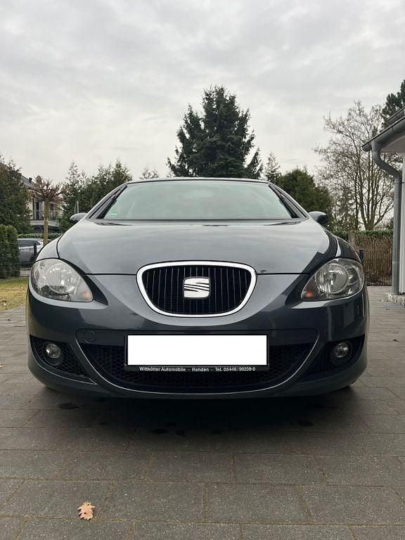 Gebraucht Seat Leon Stylance 140 PS (102 kW) 2008 Grau Kleinwagen