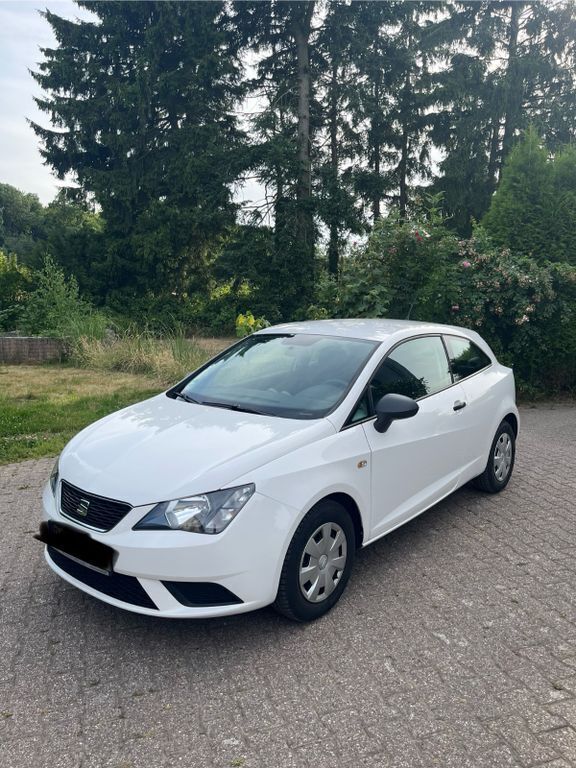 Weiß Gebraucht 2016 Seat Ibiza SC Kleinwagen | 6.500 € (Fairer Preis) - Bild 1/4