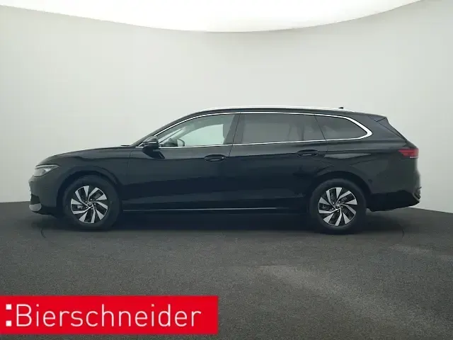 Neu VW Passat Business 150 PS (110 kW) 2026 Schwarz Kombi