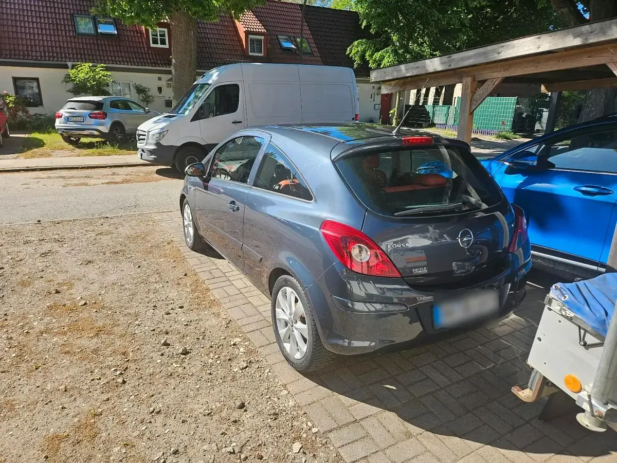 Gebraucht Opel Corsa 80 PS (58 kW) 2007 Blau Kleinwagen