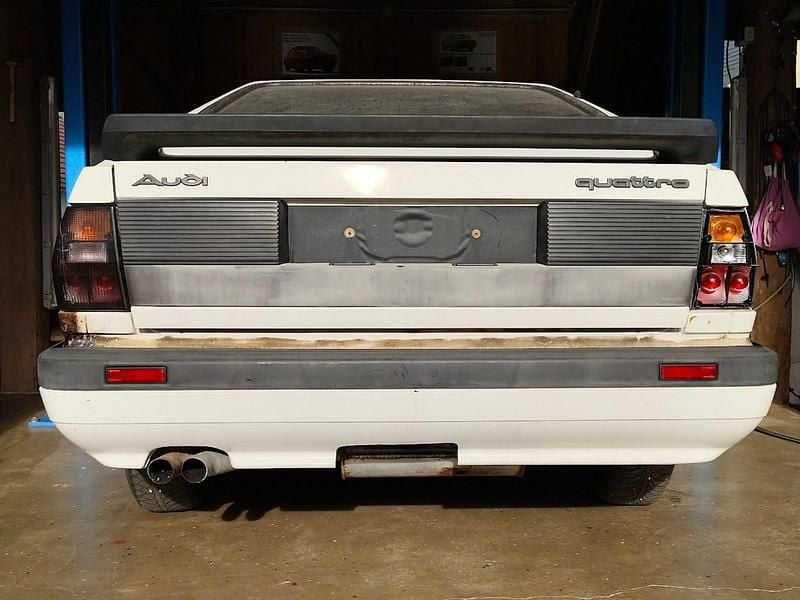 Weiß Gebraucht 1985 Audi Quattro Basis Coupé | 14.950 € - Bild 1/4