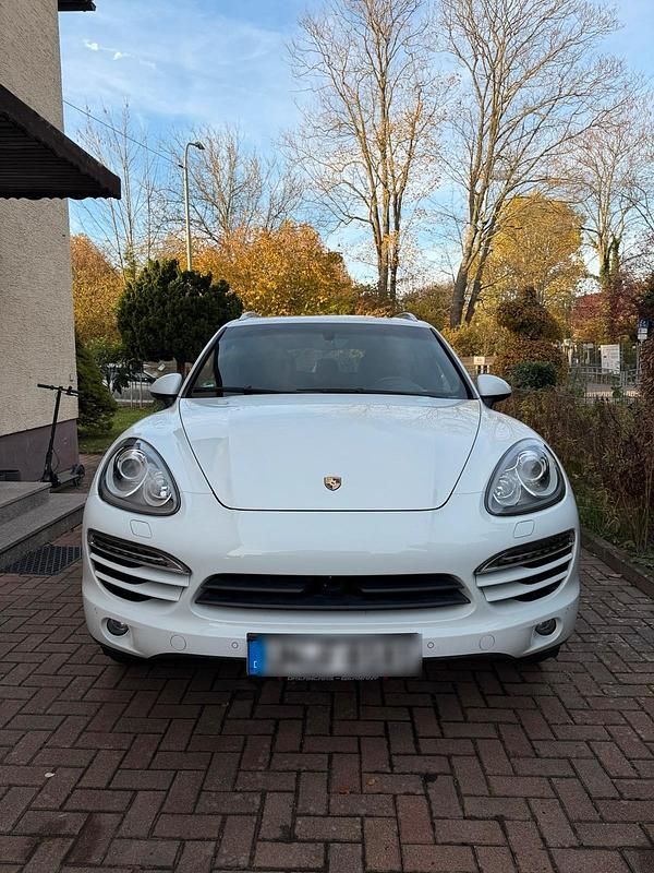Weiß Gebraucht 2014 Porsche Cayenne SUV | 24.000 € - Bild 1/4