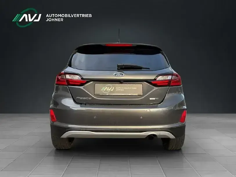 Gebraucht Ford Fiesta Active X 125 PS (91 kW) 2022 Grau Kleinwagen
