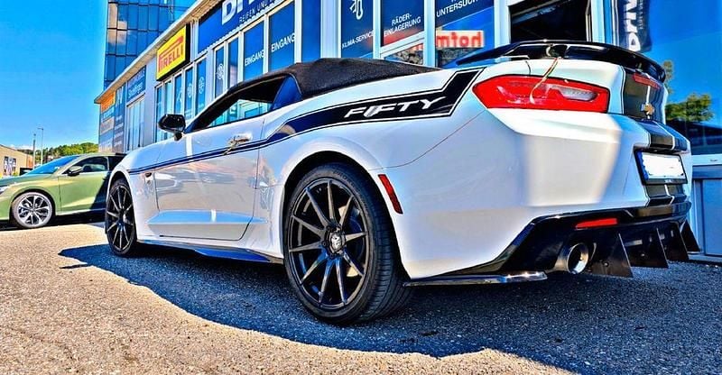 Second-hand Chevrolet Camaro 340 CP (250 kW) 2017 Alb Cabrio